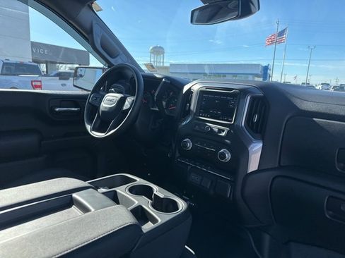 Used 2025 GMC Sierra 1500 Pro w/ Pro Value Package image 12