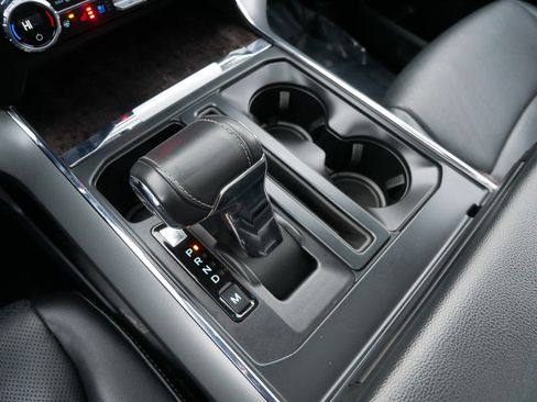 Used 2021 Ford F150 Lariat w/ Equipment Group 502A High image 24