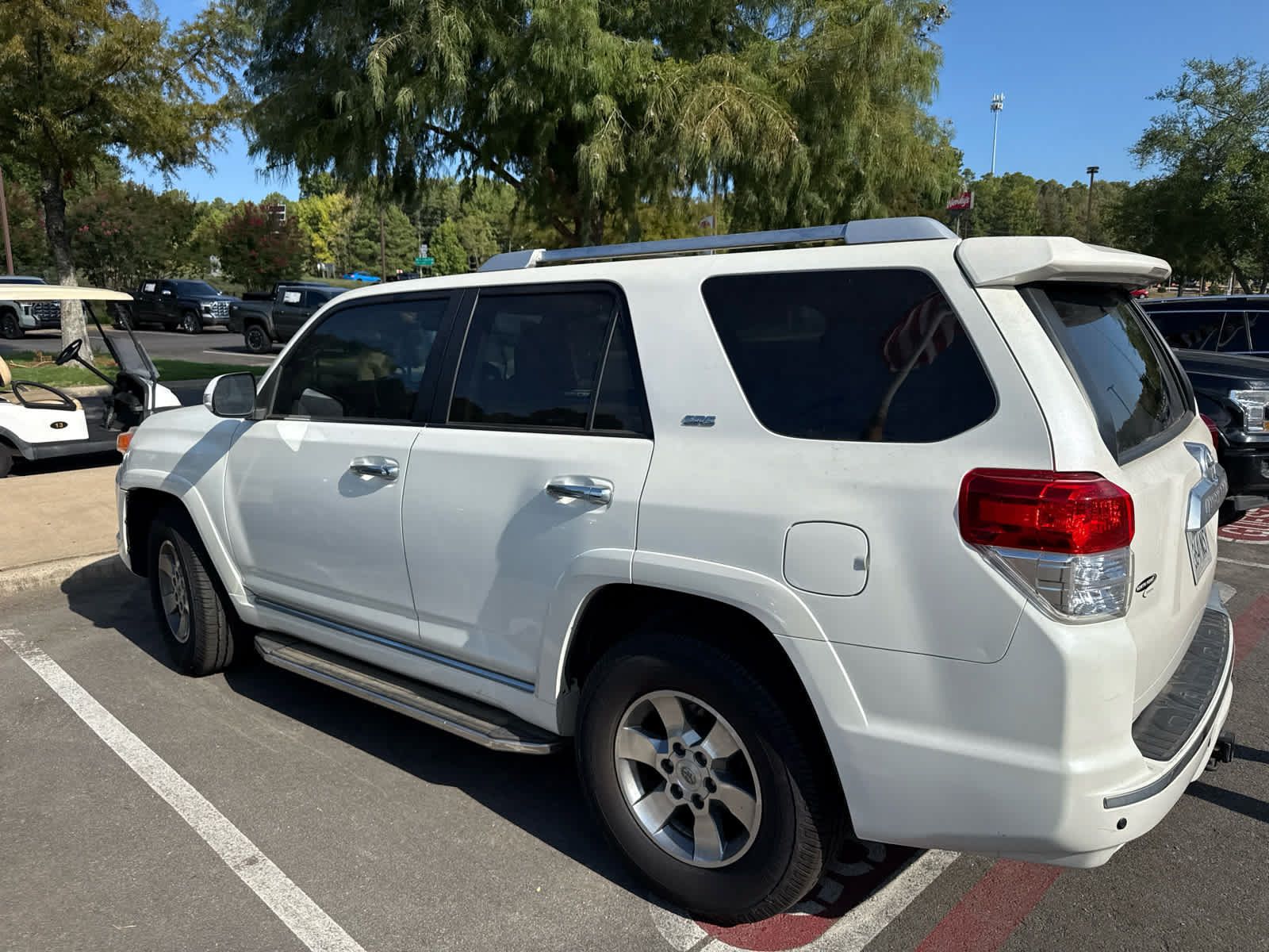 Used 2011 Toyota 4Runner SR5 RWD image 4