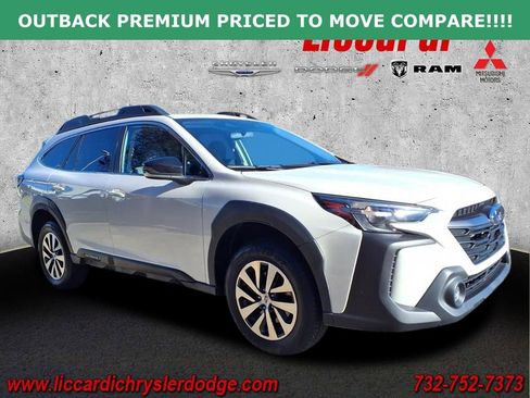 Used 2024 Subaru Outback Premium image 1