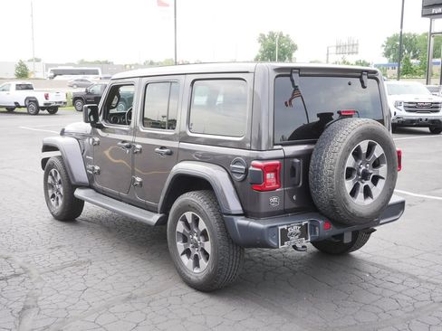 Used 2020 Jeep Wrangler Unlimited Sahara w/ Uconnect 4C Nav & Sound Group AWD/4WD image 8