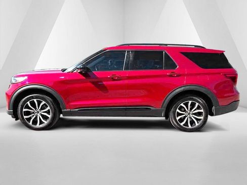 Used 2023 Ford Explorer ST-Line w/ Class IV Trailer Tow Package AWD/4WD image 4