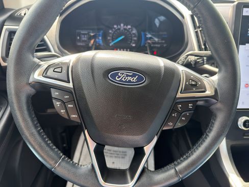 Used 2022 Ford Edge SEL w/ Convenience Package AWD/4WD image 17