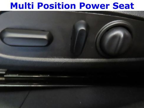 Used 2023 Chevrolet Malibu LT FWD image 17