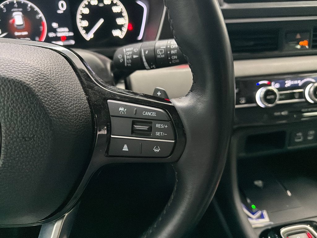 Used 2025 Honda Pilot EX-L image 27