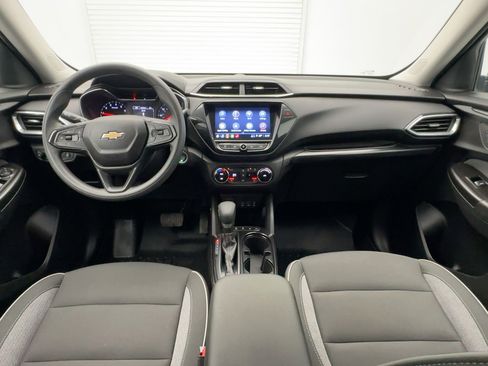 Used 2023 Chevrolet TrailBlazer LT w/ Convenience Package image 16