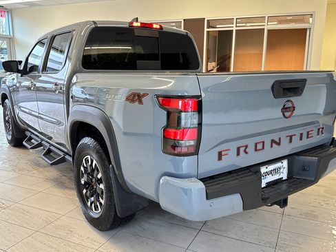 Used 2023 Nissan Frontier PRO-4X w/ Pro Convenience Package image 6