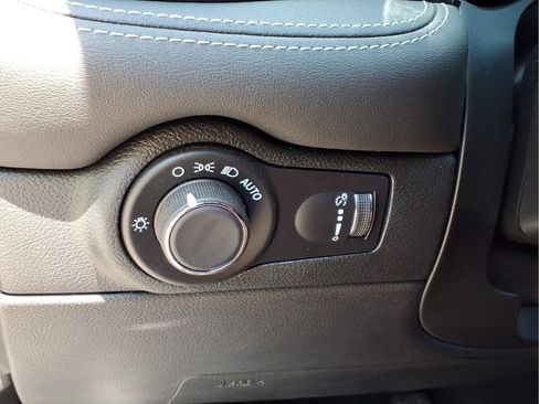 Used 2024 Dodge Durango SRT AWD/4WD image 15