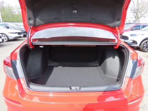 Certified 2024 Honda Civic Sport image 11