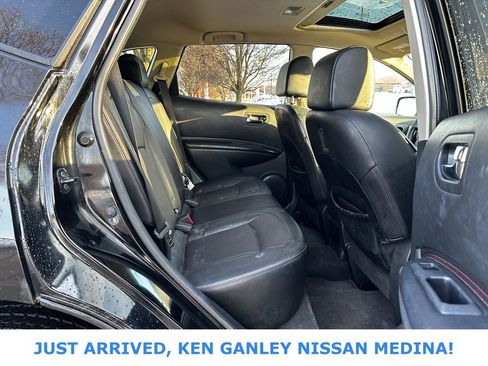 Used 2012 Nissan Rogue SL image 19