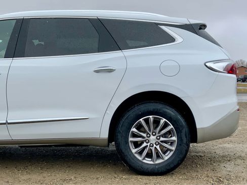 Used 2022 Buick Enclave Premium image 12