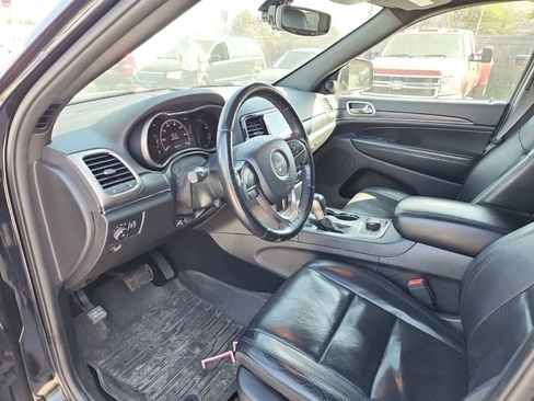 Used 2019 Jeep Grand Cherokee Limited w/ Luxury Group II image 13