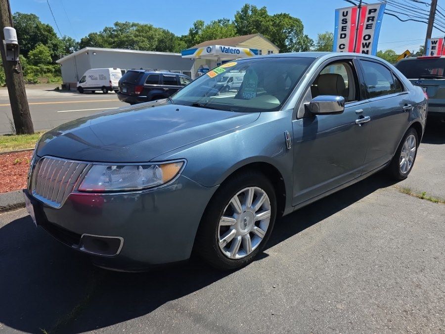 Used 2012 Lincoln MKZ FWD image 3