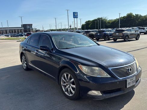 Used 2007 Lexus LS 460 RWD image 3