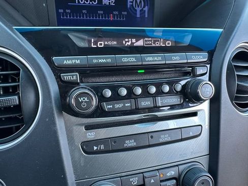 Used 2015 Honda Pilot SE image 25