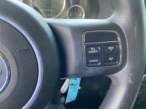 Used 2011 Jeep Wrangler Sport AWD/4WD image 22