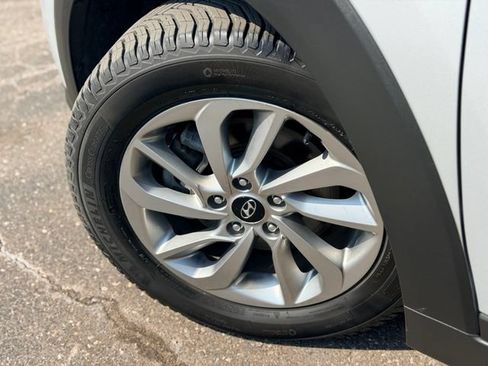 Used 2018 Hyundai Tucson SEL FWD image 22