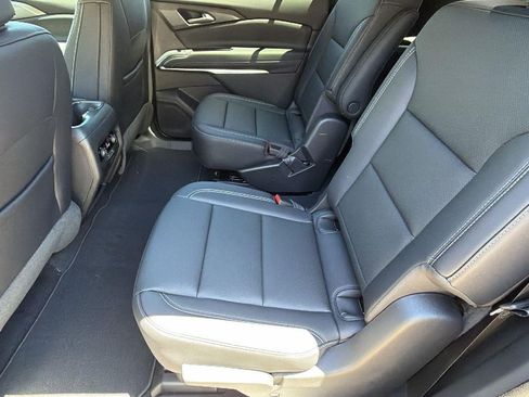 New 2026 Chevrolet Traverse LT AWD/4WD image 16