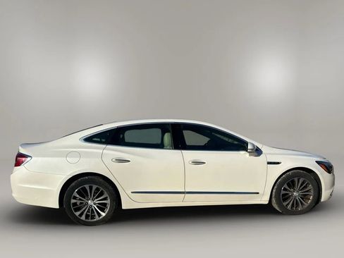 Used 2019 Buick LaCrosse Essence w/ Sights and Sounds Package image 4