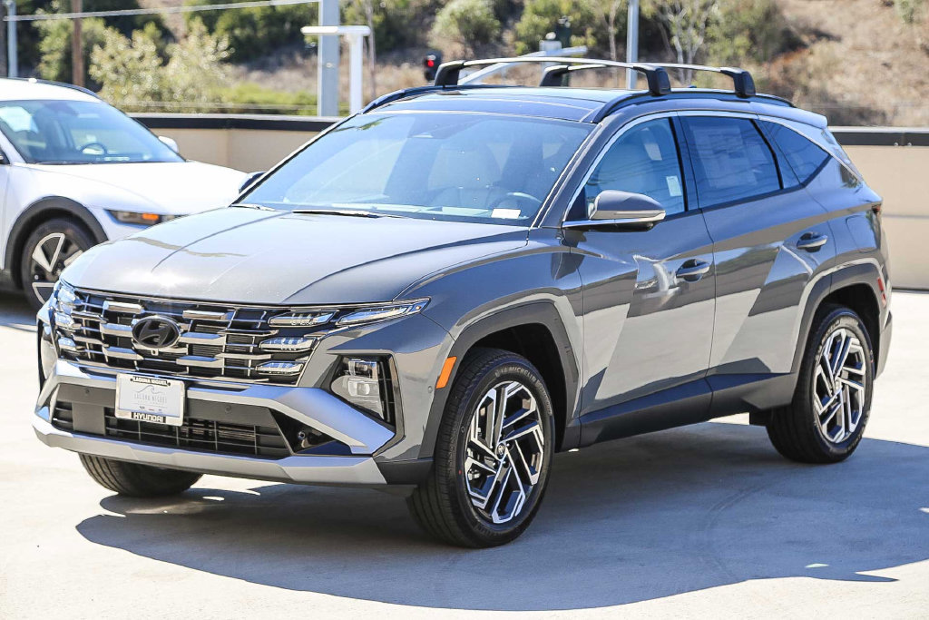 New 2026 Hyundai Tucson Limited AWD/4WD image 3