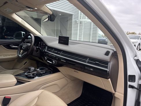 Used 2018 Audi Q7 3.0T Prestige w/ Prestige Package image 15