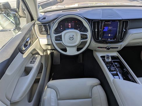 Used 2023 Volvo XC60 B5 Ultimate w/ Climate Package image 19