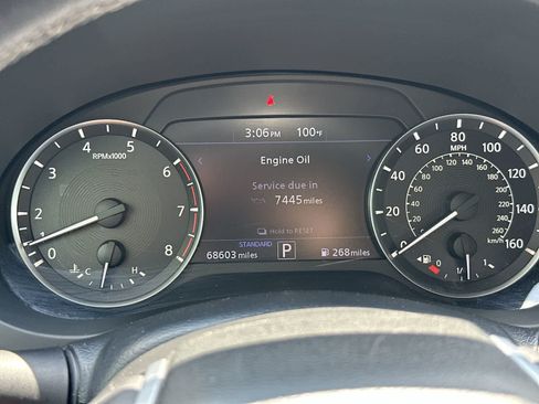 Used 2019 INFINITI QX50 Luxe w/ Protection Package FWD image 23