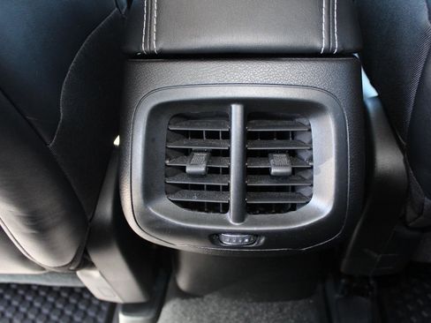Used 2022 Jeep Cherokee Latitude w/ Sun & Sound Group AWD/4WD image 51