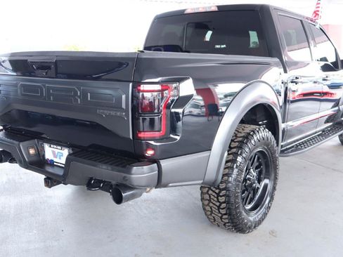 Used 2018 Ford F150 Raptor w/ Equipment Group 802A Luxury AWD/4WD image 7