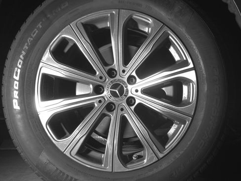 Used 2024 Mercedes-Benz GLC 300 4MATIC image 15