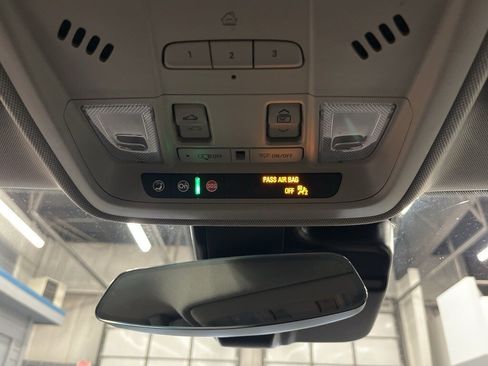 Used 2021 Cadillac XT4 Premium Luxury w/ Cold Weather Package image 28