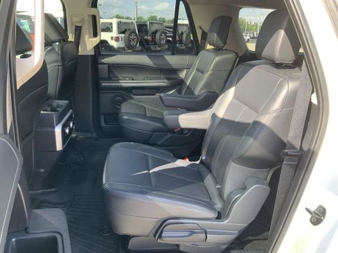 Used 2024 Ford Expedition Max XLT AWD/4WD image 53