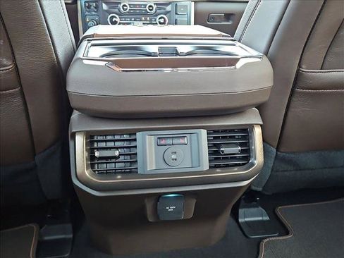 Used 2025 Ford F150 King Ranch w/ FX4 Off-Road Package AWD/4WD image 18