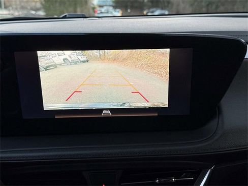 Used 2024 Buick Encore GX Sport Touring image 15