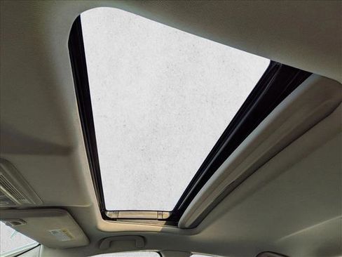 Used 2016 Honda Civic EX-L image 12