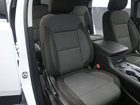 Used 2019 Chevrolet Traverse LS AWD/4WD image 21