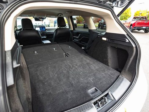 Used 2024 Lincoln Corsair Reserve w/ Equipment Group 201A image 27