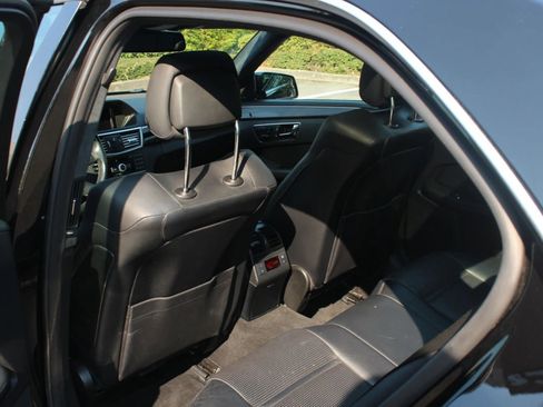 Used 2010 Mercedes-Benz E 63 AMG Sedan image 31