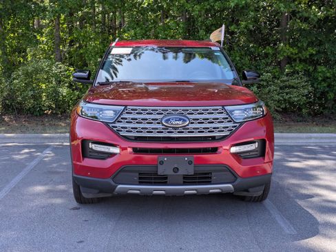 Certified 2024 Ford Explorer Limited w/ Limited Technology Package AWD/4WD image 7