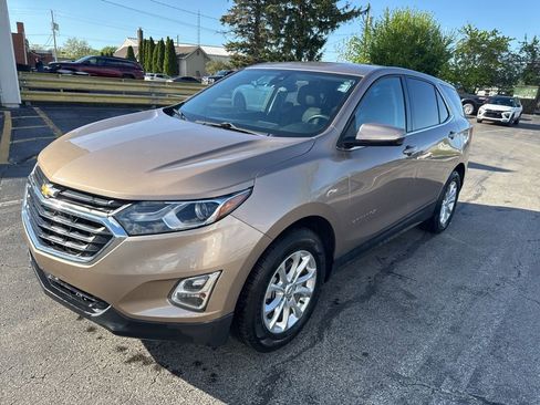 Used 2019 Chevrolet Equinox LT w/ Driver Convenience Package FWD image 7
