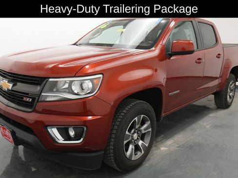 Used 2016 Chevrolet Colorado Z71 AWD/4WD image 3
