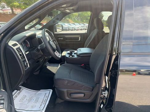 Used 2024 RAM 1500 Warlock AWD/4WD image 10