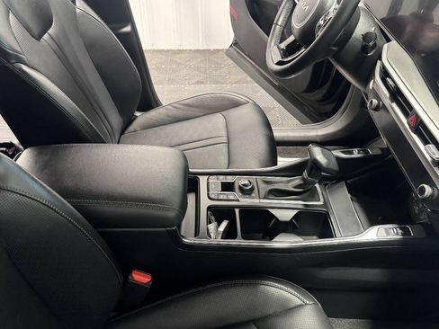 Used 2025 Kia Sorento EX AWD/4WD image 21
