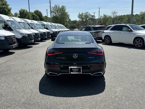 Certified 2025 Mercedes-Benz CLE 300 4MATIC Coupe image 6