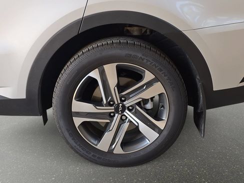Used 2023 Kia Sorento EX AWD/4WD image 35