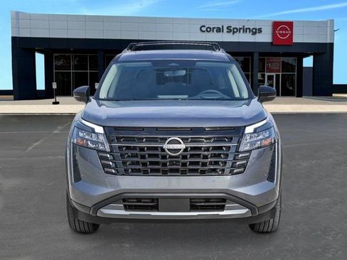 New 2026 Nissan Pathfinder Platinum image 6