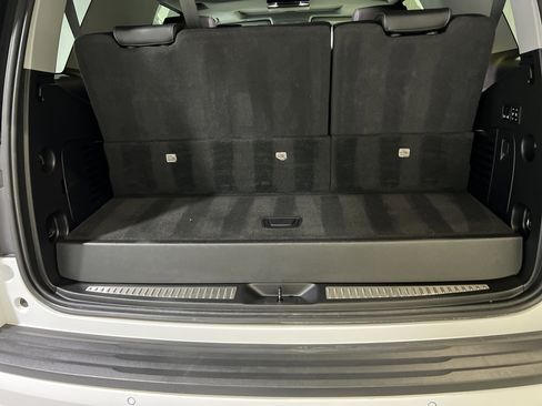 Used 2020 Chevrolet Tahoe LT image 14