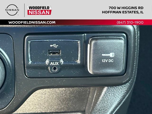 Used 2022 Jeep Renegade Altitude w/ Convenience Group AWD/4WD image 41
