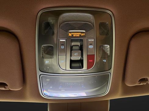 Used 2025 Genesis GV80 2.5T Prestige image 29