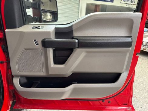 Used 2022 Ford F550 4x4 Crew Cab Super Duty w/ Power Equipment Group image 57